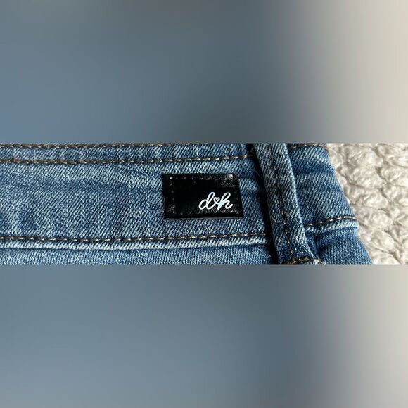 NWT β¦ DEREK HEART βSize:β5β Skinny Mid Rise Jeans - Picture 9 of 9